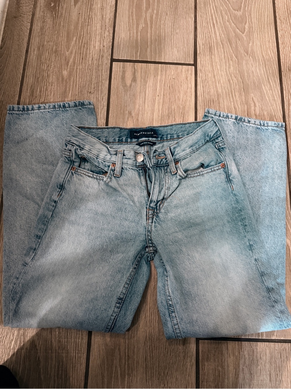 Aeropostale Light Wash Jeans